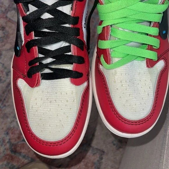 ❗️OFF WHITE JORDAN 1❗️ - Picture 9 of 16